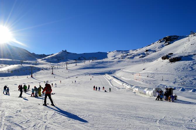 Avasta Sierra Nevada võlud.
