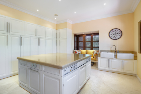 Villa For Sale in Marbella Hill Club 4686-34