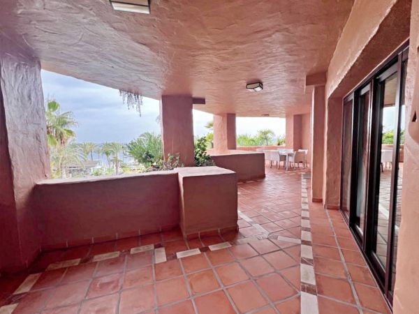 Apartment For Sale in Kepinski Estepona - 47768 - t - 2