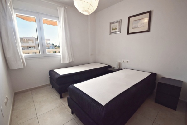 Apartment For Sale in Nueva Andalucia - 4772 -9