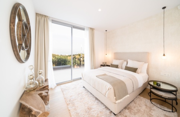 Villa For Sale in East Marbella - 4822 -6