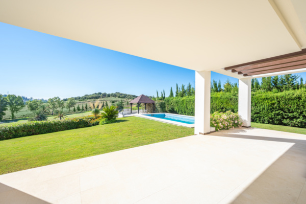 Villa For Sale in El Paraiso, Benahavis - 4687 -10