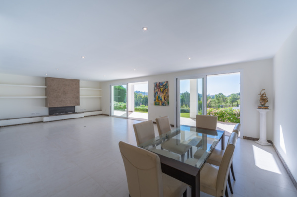 Villa For Sale in El Paraiso, Benahavis - 4687 -12