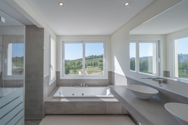 Villa For Sale in El Paraiso, Benahavis - 4687 -5