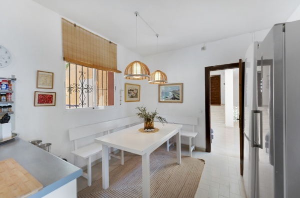 Villa For Sale in Estepona - 46687 - 44