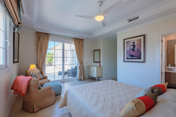 Villa For Sale in Marbella - 4697 -4