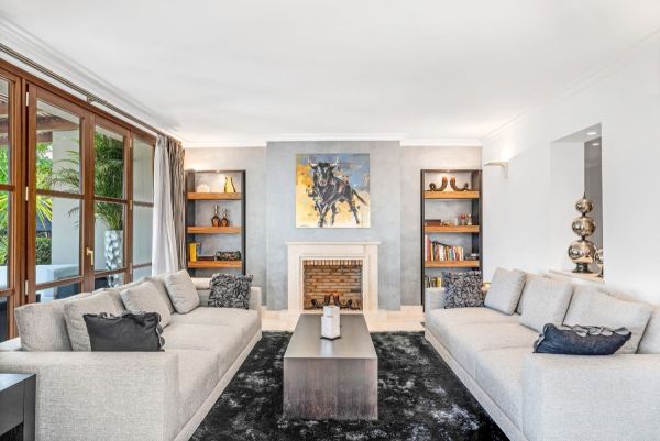 Villa For Sale in Nueva Andalucia, Marbella