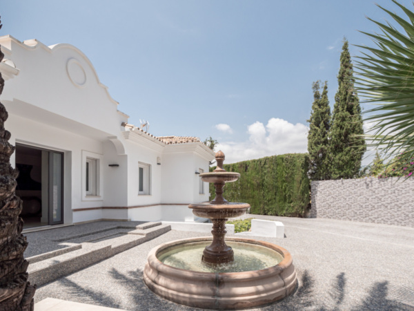 Villa For Sale in Nueva Andalucia - 46991 -13