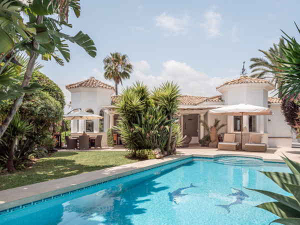 Villa For Sale in Nueva Andalucia - 46991 -2