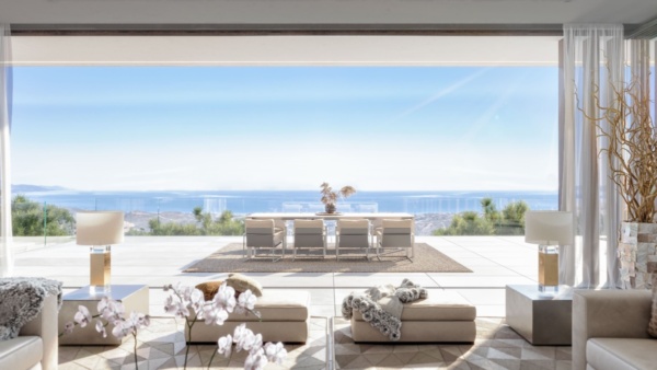 Villa For Sale in Real de la Quinta - 4827 -9